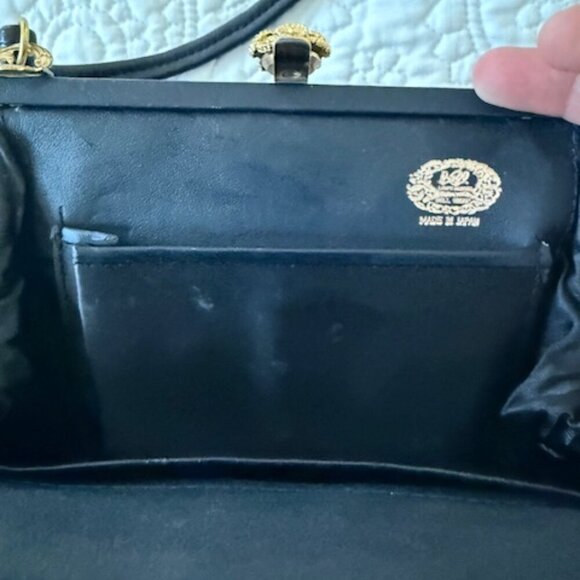 vintage bell group purse - Picture 4 of 6